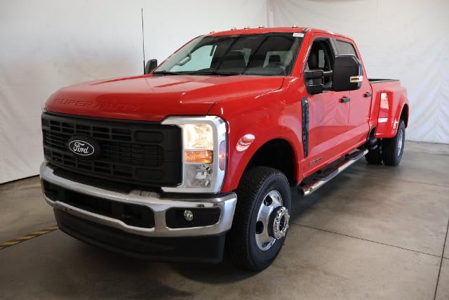 2027 Ford Super Duty F-350 DRW XL