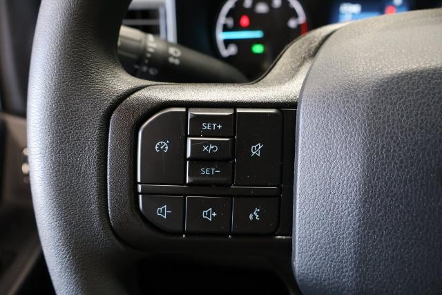 2027 Ford Super Duty F-350 DRW XL