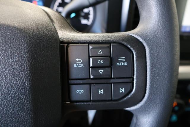2027 Ford Super Duty F-350 DRW XL