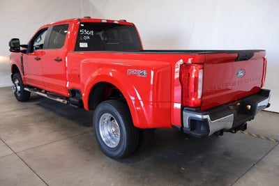 2027 Ford Super Duty F-350 DRW XL