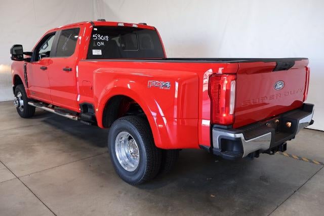 2027 Ford Super Duty F-350 DRW XL