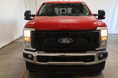 2027 Ford Super Duty F-350 DRW XL