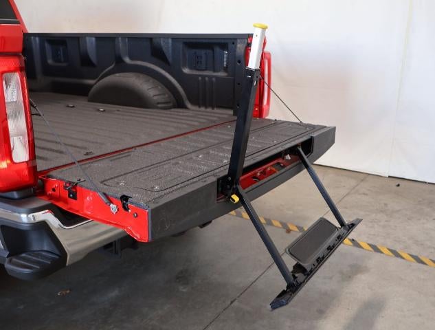 2027 Ford Super Duty F-350 DRW XL