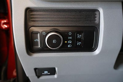 2027 Ford Super Duty F-350 DRW XLT
