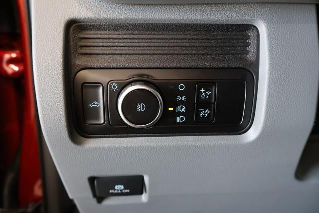 2027 Ford Super Duty F-350 DRW XLT