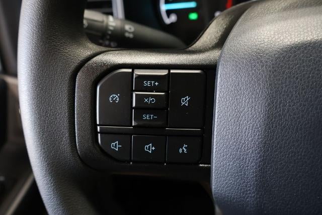 2027 Ford Super Duty F-350 DRW XLT