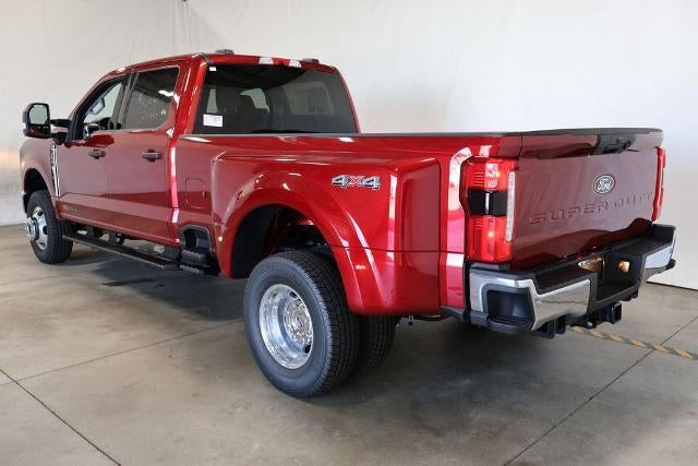 2027 Ford Super Duty F-350 DRW XLT
