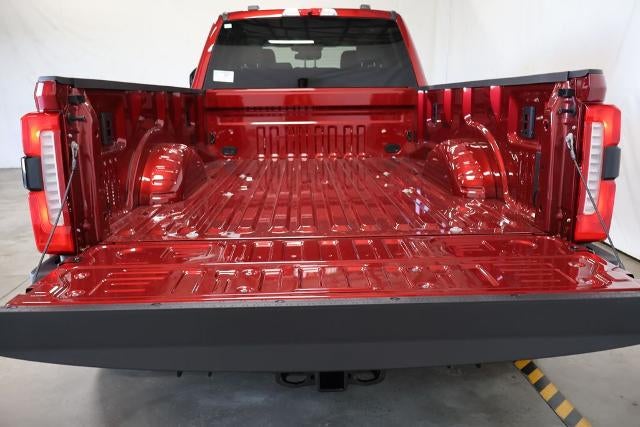 2027 Ford Super Duty F-350 DRW XLT