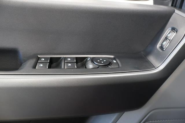 2027 Ford Super Duty F-350 DRW XLT