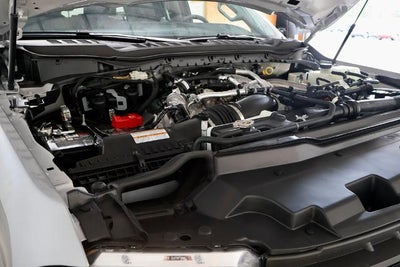 2027 Ford Super Duty F-350 DRW XLT