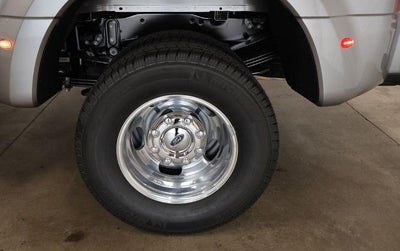 2027 Ford Super Duty F-350 DRW XLT