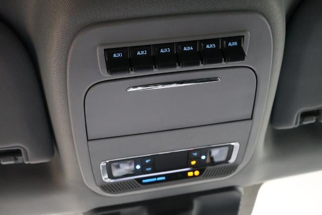 2026 Ford Super Duty F-350 DRW Lariat