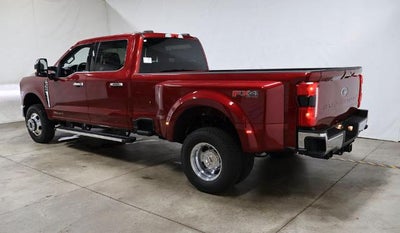 2026 Ford Super Duty F-350 DRW Lariat