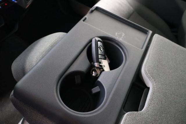 2027 Ford Super Duty F-350 DRW XLT