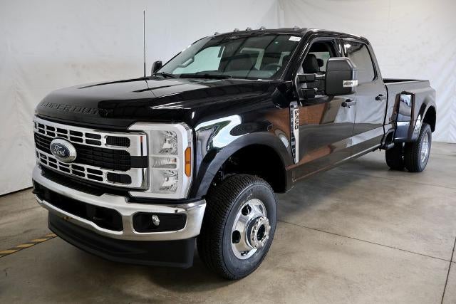 2026 Ford Super Duty F-350 DRW XLT
