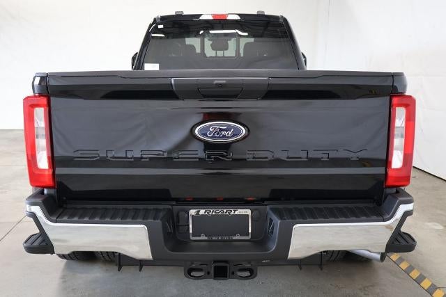 2026 Ford Super Duty F-350 DRW XLT