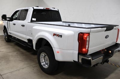 2026 Ford Super Duty F-350 DRW XL
