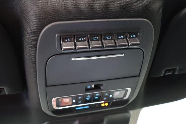 2027 Ford Super Duty F-450 DRW Platinum