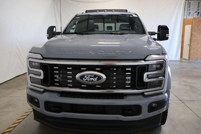 2027 Ford Super Duty F-450 DRW Platinum