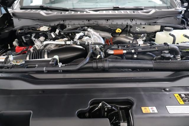 2027 Ford Super Duty F-450 DRW Platinum