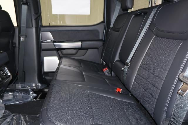 2027 Ford Super Duty F-450 DRW Platinum