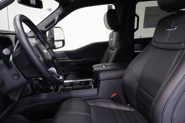 2027 Ford Super Duty F-450 DRW Platinum