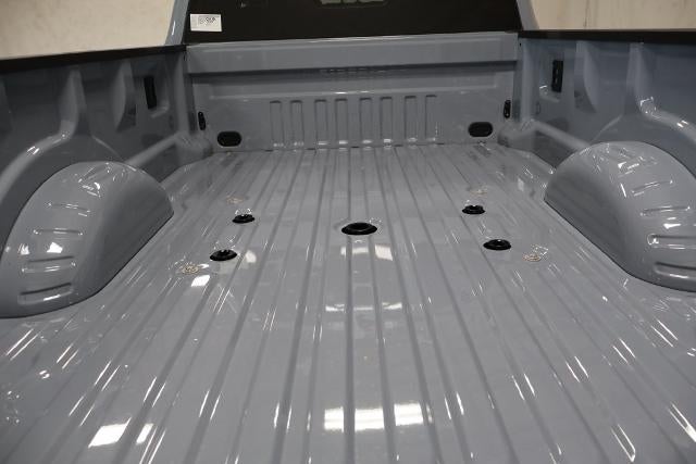 2027 Ford Super Duty F-450 DRW Platinum