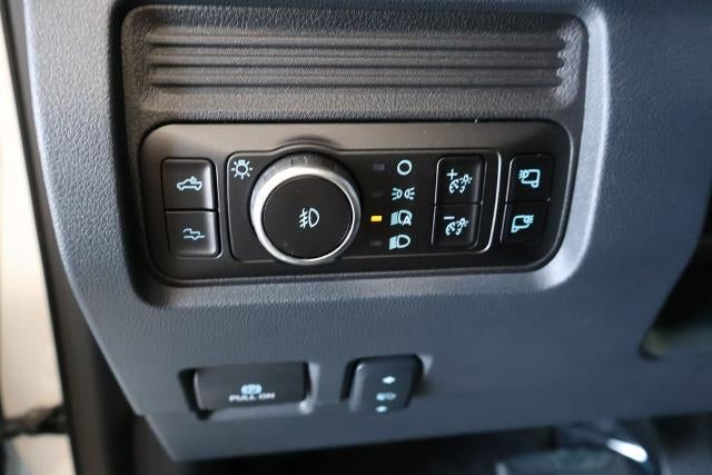 2027 Ford Super Duty F-450 DRW Platinum