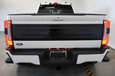 2027 Ford Super Duty F-450 DRW Platinum