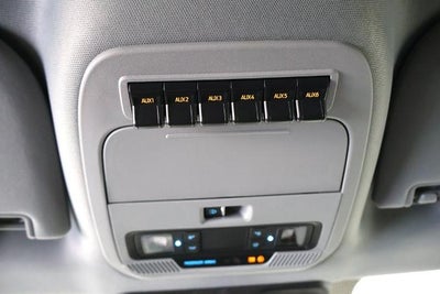 2027 Ford Super Duty F-450 DRW XLT