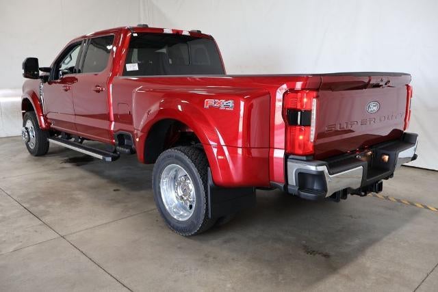 2027 Ford Super Duty F-450 DRW XLT