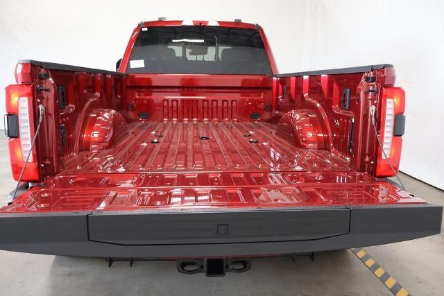 2027 Ford Super Duty F-450 DRW XLT