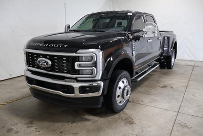 2027 Ford Super Duty F-450 DRW XLT