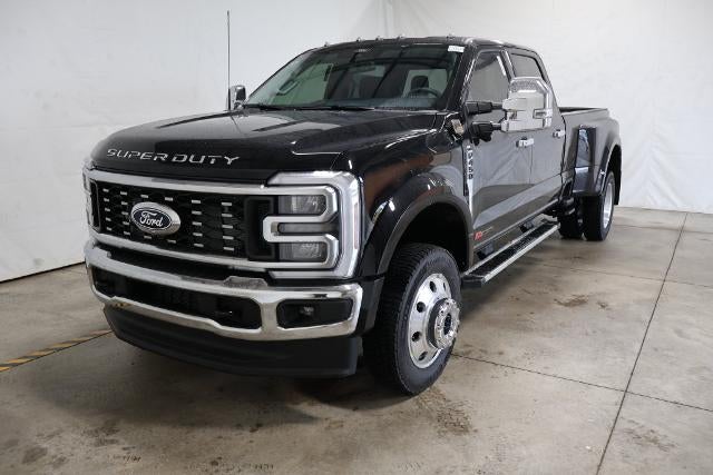 2027 Ford Super Duty F-450 DRW XLT