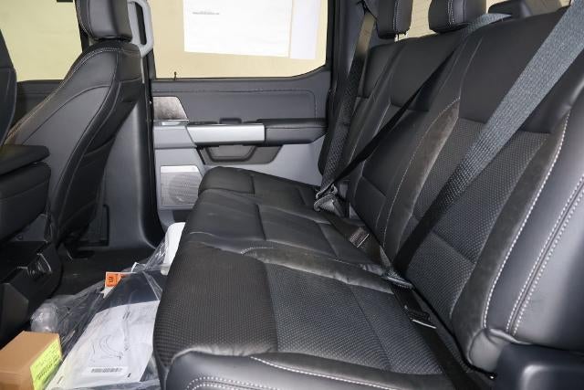 2027 Ford Super Duty F-450 DRW XLT