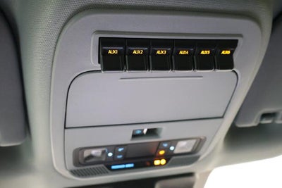 2027 Ford Super Duty F-450 DRW XLT
