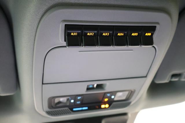 2027 Ford Super Duty F-450 DRW XLT
