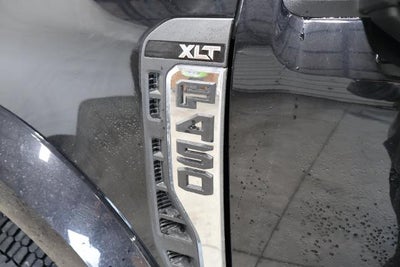 2027 Ford Super Duty F-450 DRW XLT