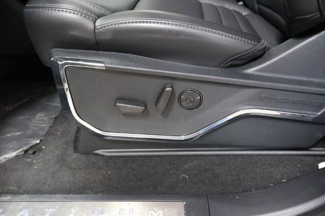 2027 Ford Super Duty F-450 DRW Platinum