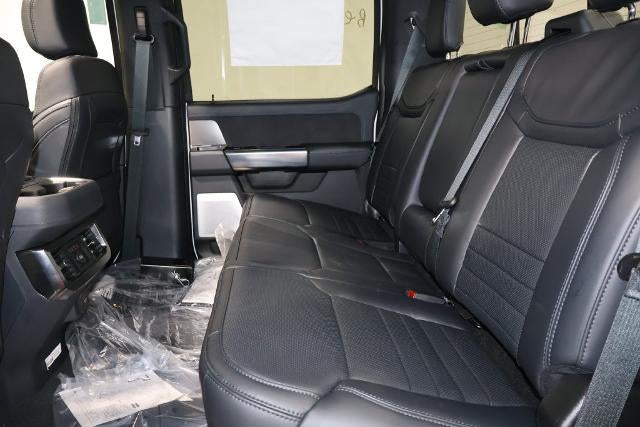 2027 Ford Super Duty F-450 DRW Platinum