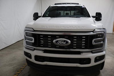 2027 Ford Super Duty F-450 DRW Platinum