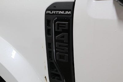 2027 Ford Super Duty F-450 DRW Platinum