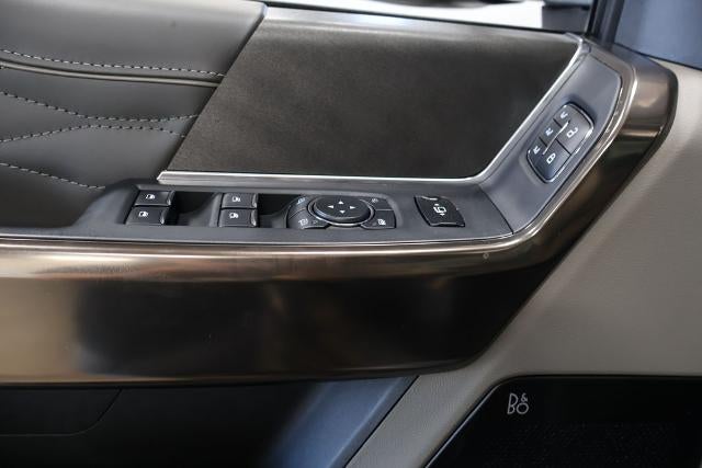 2027 Ford Super Duty F-450 DRW Platinum