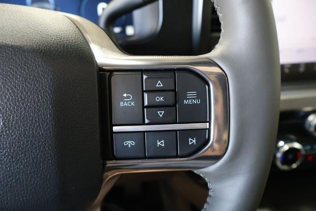 2027 Ford Super Duty F-450 DRW Platinum