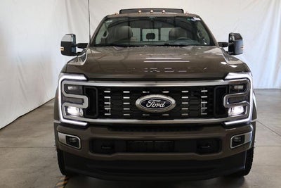 2027 Ford Super Duty F-450 DRW Platinum