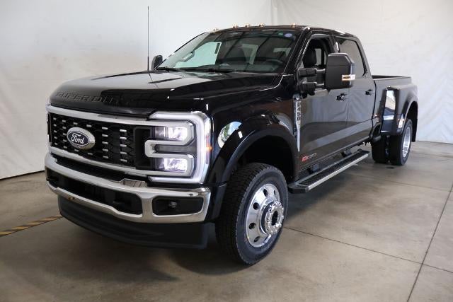2027 Ford Super Duty F-450 DRW XLT