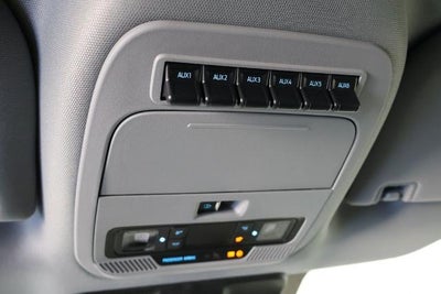 2027 Ford Super Duty F-450 DRW XLT