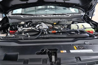 2027 Ford Super Duty F-450 DRW XLT