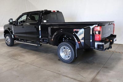 2027 Ford Super Duty F-450 DRW XLT