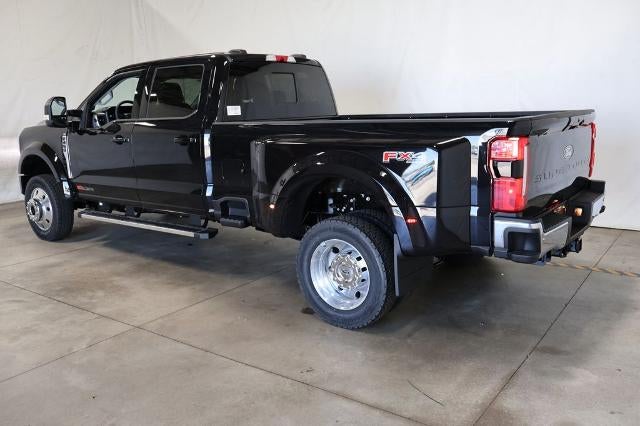 2027 Ford Super Duty F-450 DRW XLT